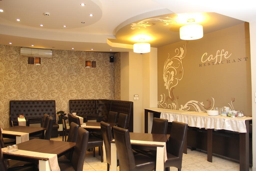 Garni Hotel Rile Men Nis Bagian luar foto