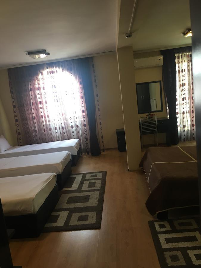 Garni Hotel Rile Men Nis Bagian luar foto