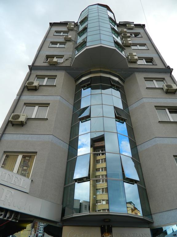 Garni Hotel Rile Men Nis Bagian luar foto